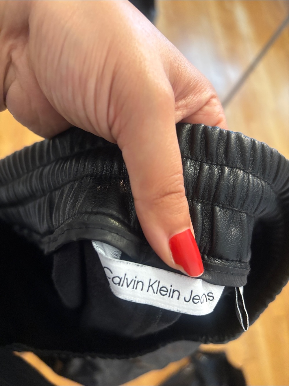 Calvin Klein Jeans Black Faux Leather Shorts - Picture 12 of 15